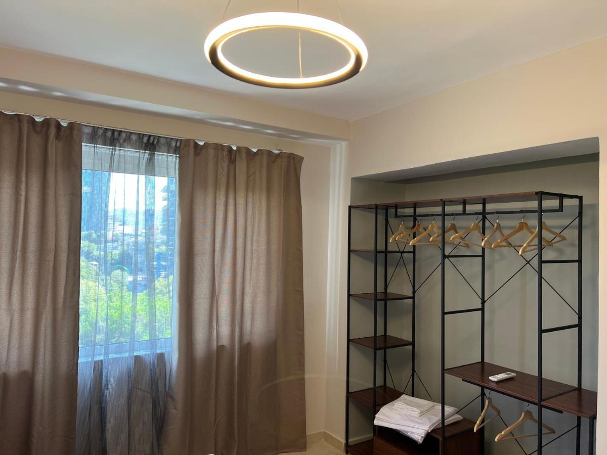 Apartment In Skanderbeg Square - Tirana Center 2 Esterno foto
