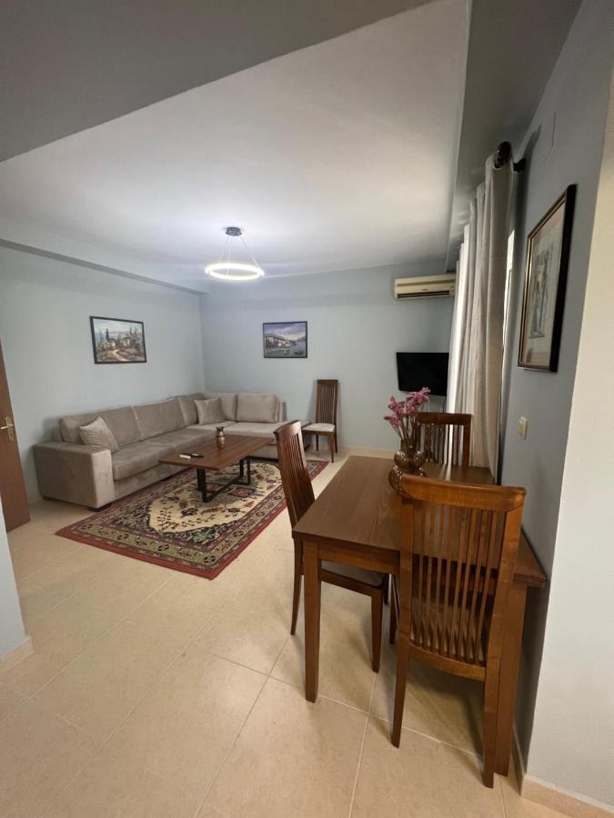 Apartment In Skanderbeg Square - Tirana Center 2 Esterno foto