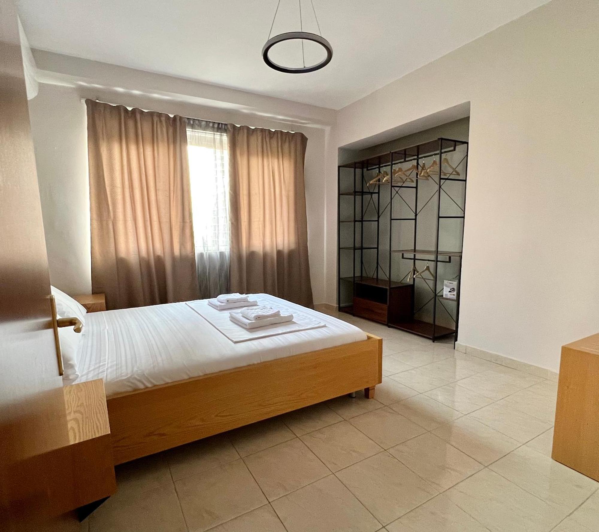 Apartment In Skanderbeg Square - Tirana Center 2 Esterno foto